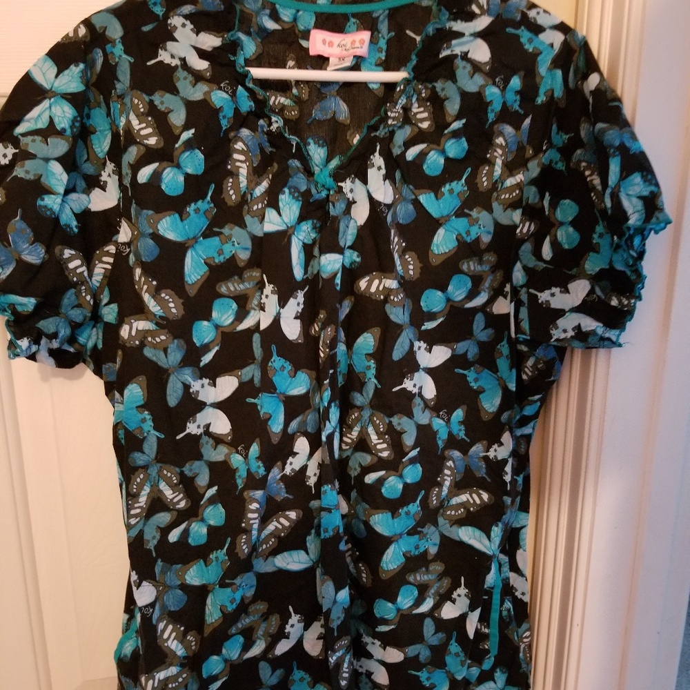 Koi scrub top